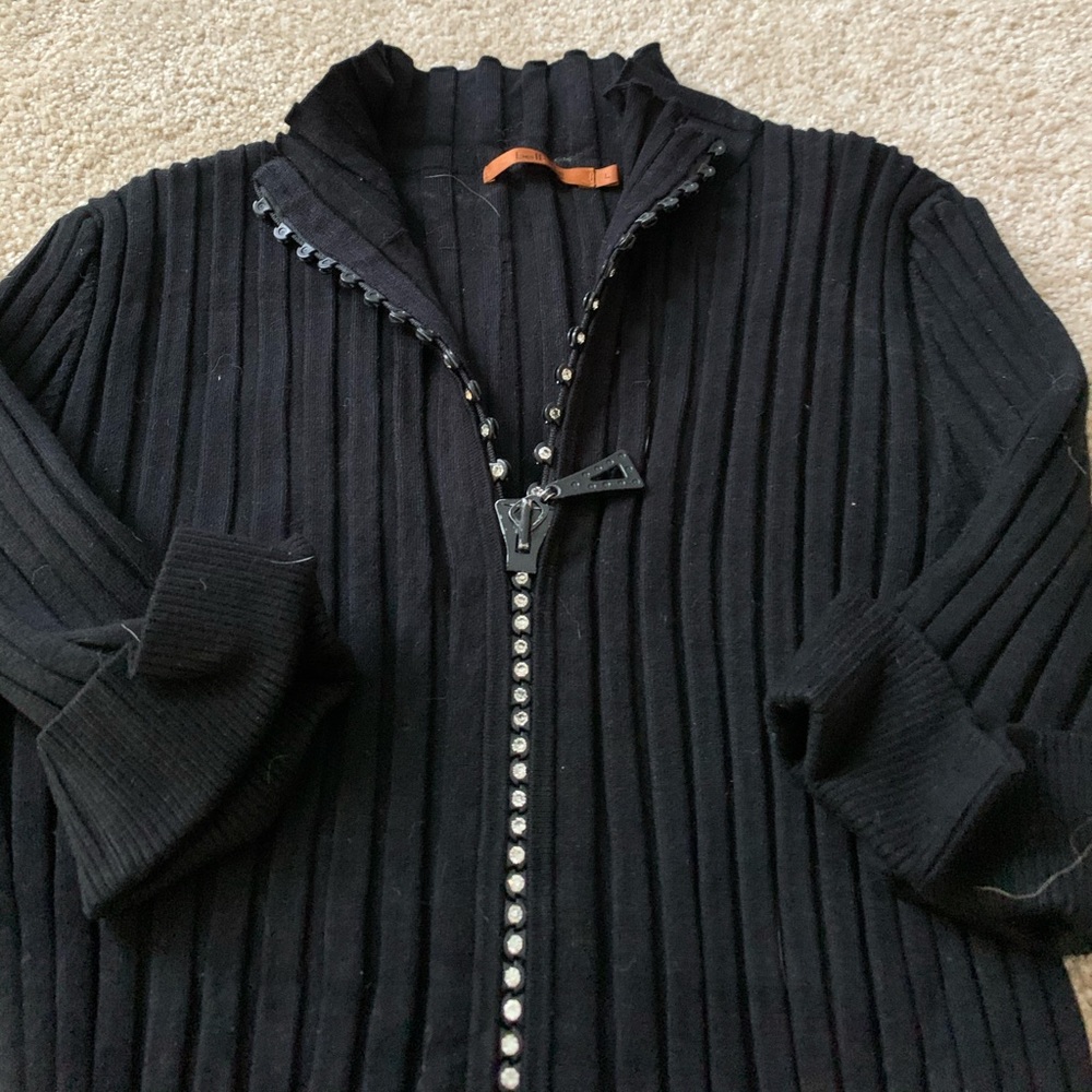 Short sleeve sweater
